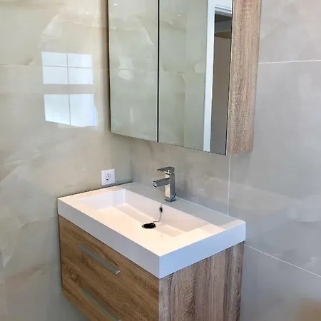 Aguazul Deluxe Apartmán *
